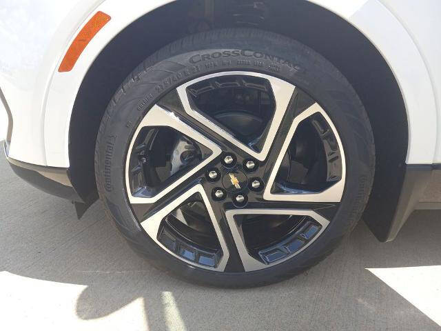 2026 Chevrolet Equinox EV LT 2