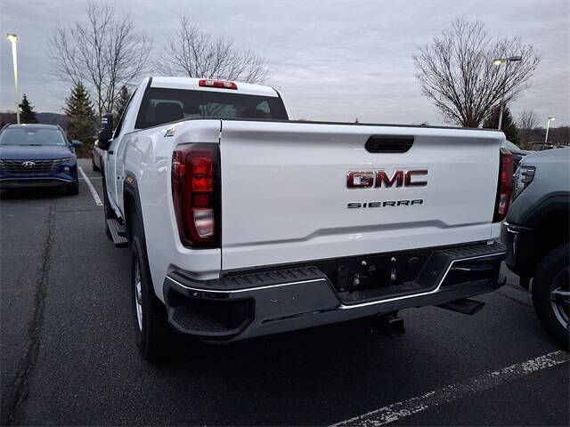 2026 GMC Sierra 2500HD Pro