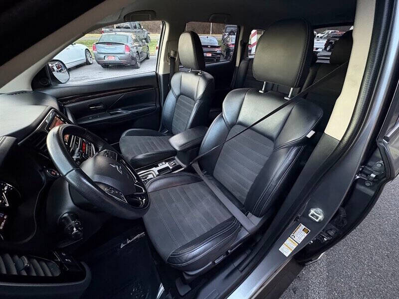 2019 Mitsubishi Outlander SE