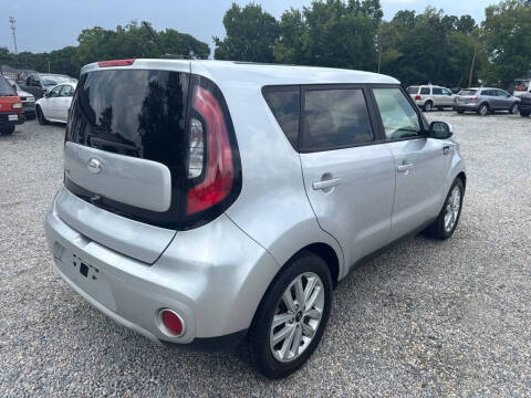 2019 Kia Soul +