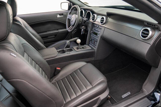 2009 Ford Shelby GT500 28