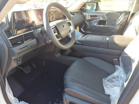 2026 Infiniti QX80 Luxe