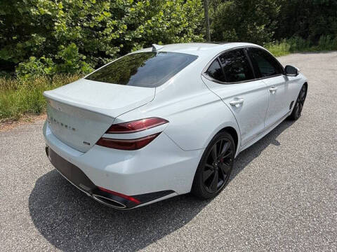 2023 Genesis G70
