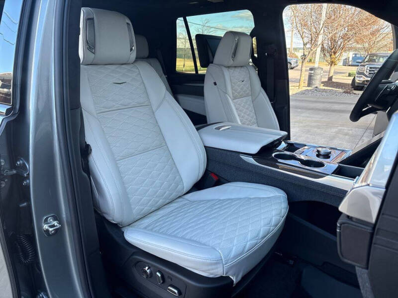 2026 Cadillac Escalade-V