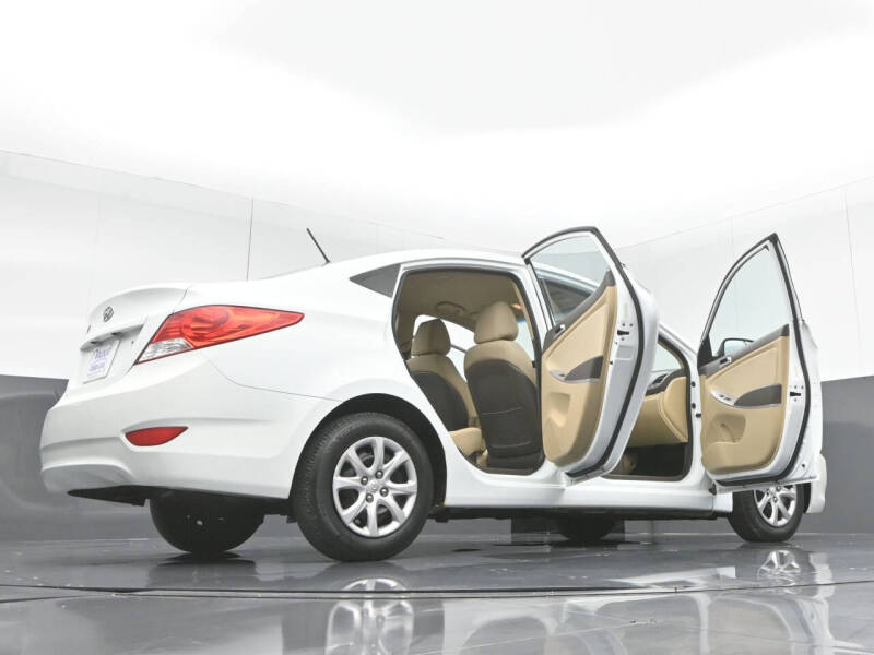 2013 Hyundai Accent GLS