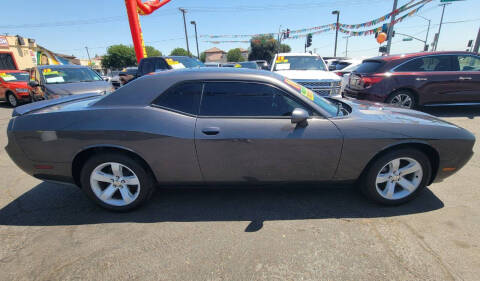 2014 Dodge Challenger SXT