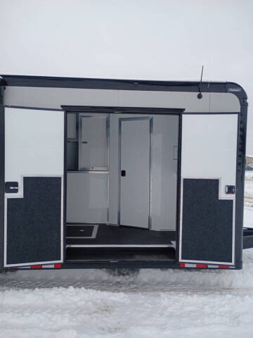 2026 Haulmark 8.5X34 BATHROOM