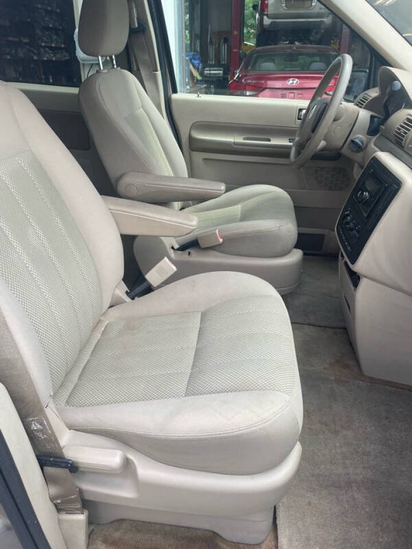 2004 Mercury Monterey Convenience