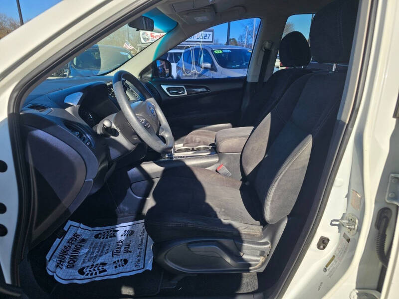 2016 Nissan Pathfinder S