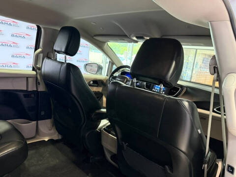 2020 Chrysler Pacifica Touring L
