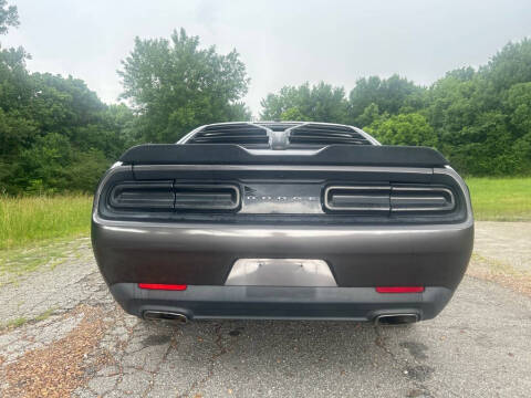 2015 Dodge Challenger SXT