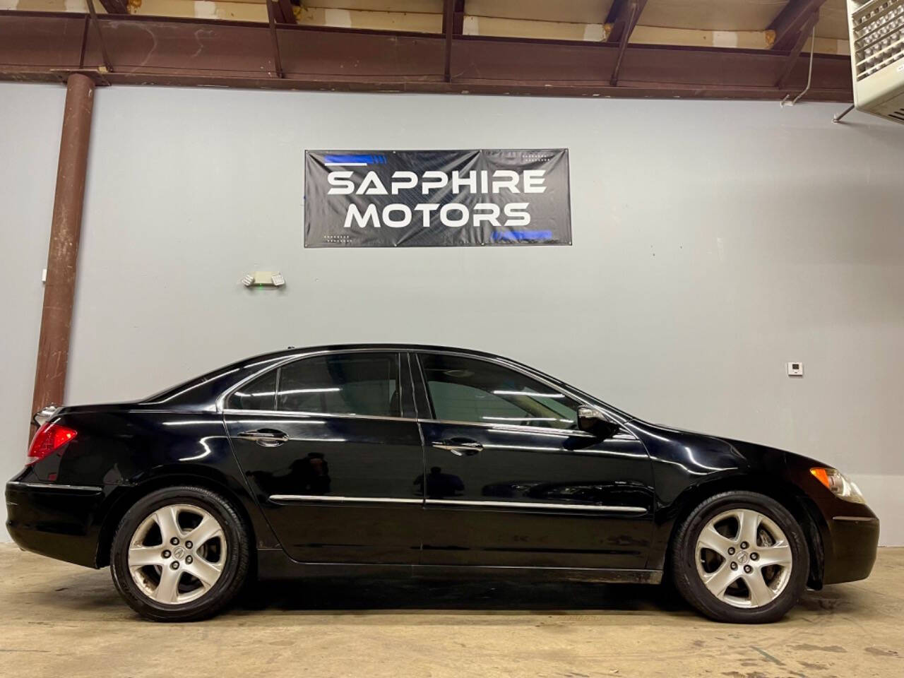 2005 Acura RL for sale at Sapphire Motors in Gurnee, IL