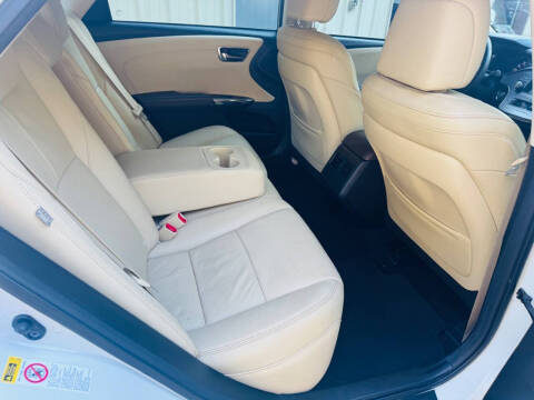 2013 Toyota Avalon XLE