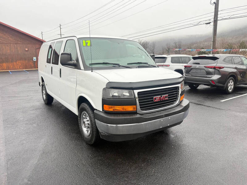 2017 GMC Savana 2500