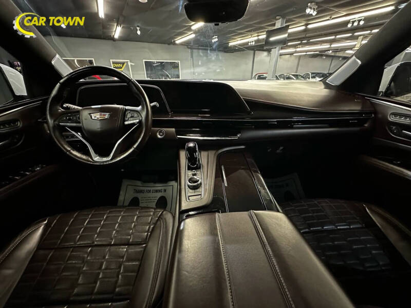 2022 Cadillac Escalade ESV Premium Luxury Platinum