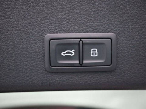 2019 Audi e-tron quattro Premium Plus