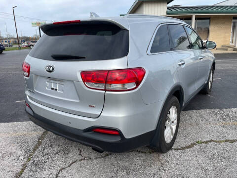 2016 Kia Sorento LX