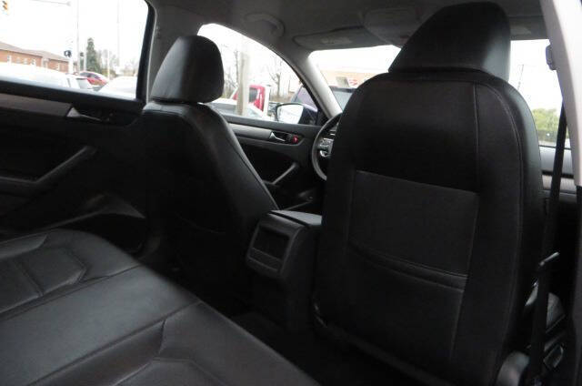 2015 Volkswagen Passat 1.8T Wolfsburg Edition