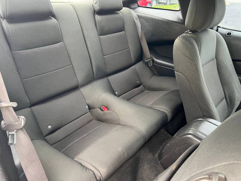 2014 Ford Mustang V6