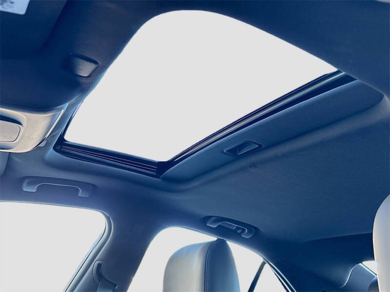 2025 Cadillac CT4 Luxury