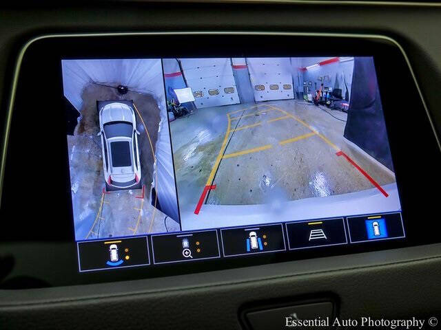 2022 Cadillac XT4 Premium Luxury