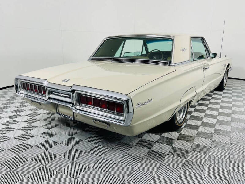 1965 Ford Thunderbird