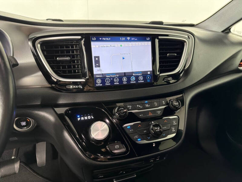 2019 Chrysler Pacifica Touring L Plus