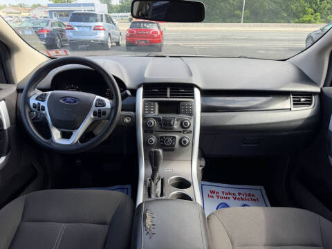 2013 Ford Edge SE