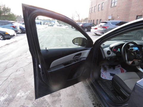 2014 Chevrolet Cruze LS Manual