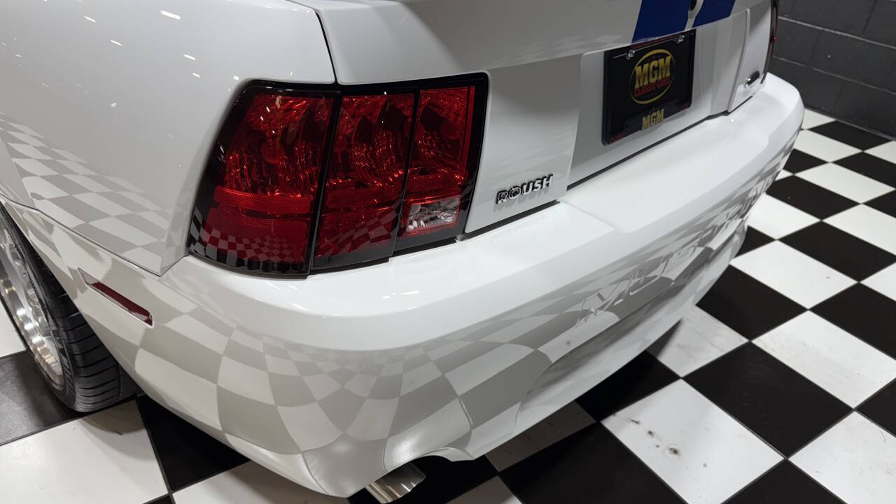 2003 Ford Mustang 26