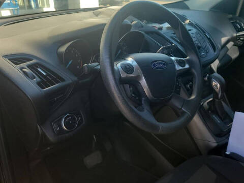 2014 Ford Escape S