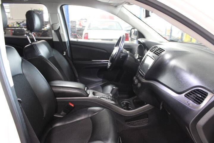 2019 Dodge Journey Crossroad