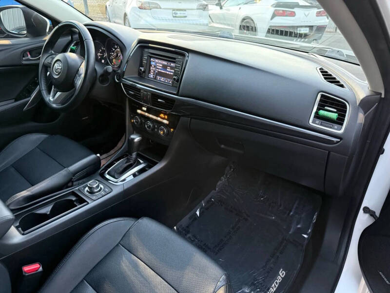 2015 Mazda MAZDA6 i Touring