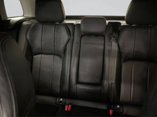 2019 Land Rover Range Rover Evoque SE