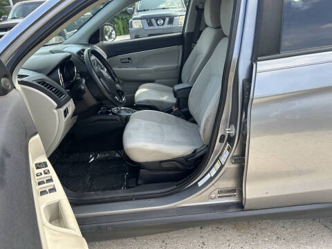 2017 Mitsubishi Outlander Sport ES