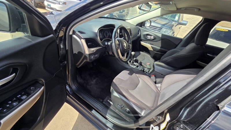 2017 Jeep Cherokee Latitude