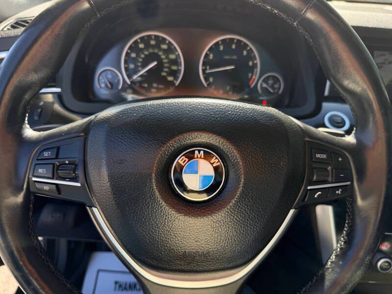 2012 BMW 5 Series 550i xDrive Gran Turismo