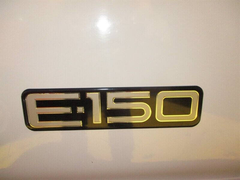 2001 Ford E-Series E-150