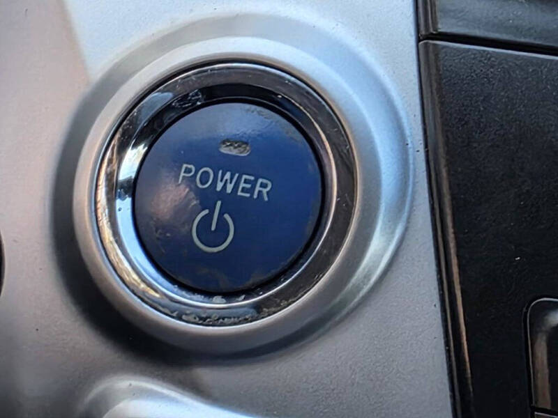 2013 Toyota Prius v