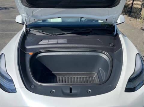 2020 Tesla Model Y Long Range