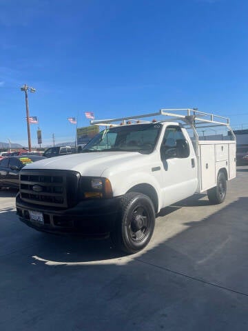 2006 Ford F-350 Super Duty for sale at Williams Auto Mart Inc in Pacoima CA