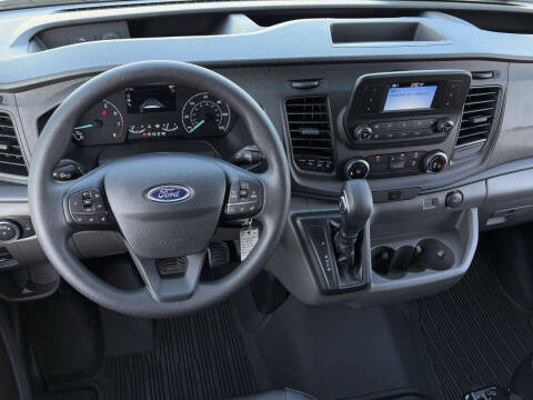 2025 Ford Transit 350