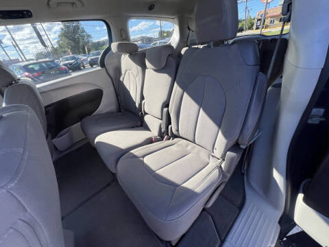 2019 Chrysler Pacifica LX