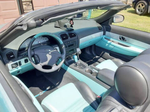 2002 Ford Thunderbird