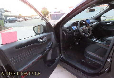 2025 Ford Escape ST-Line