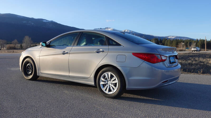 2011 Hyundai Sonata GLS photo 12