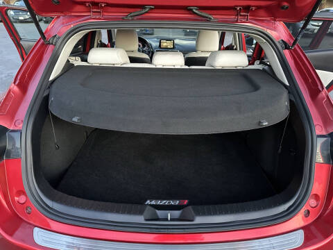 2018 Mazda MAZDA3 Grand Touring