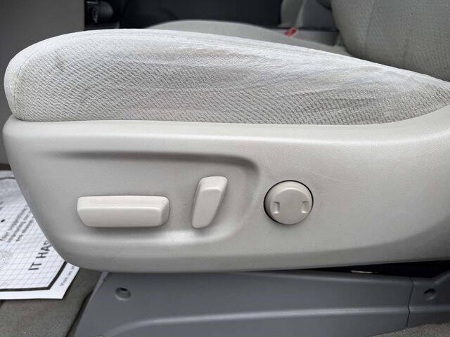 2012 Toyota Sienna