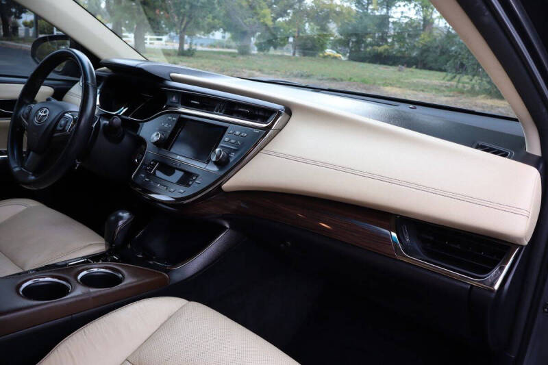 2013 Toyota Avalon Limited