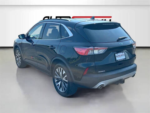 2020 Ford Escape Titanium